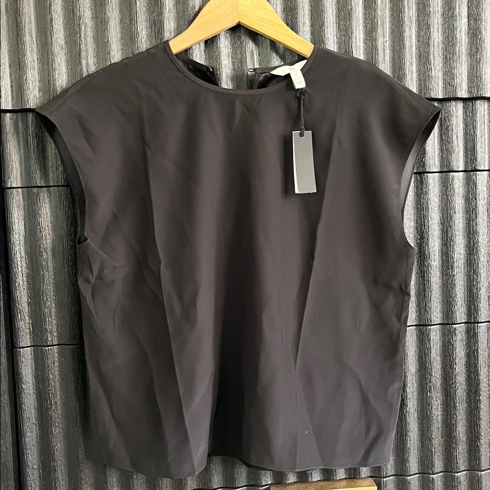 Banana Republic Women's Silk Black Blouse